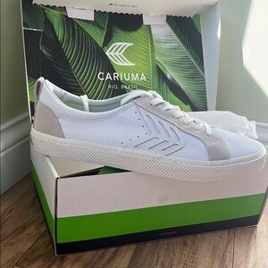 Men’s Cariuma Catiba